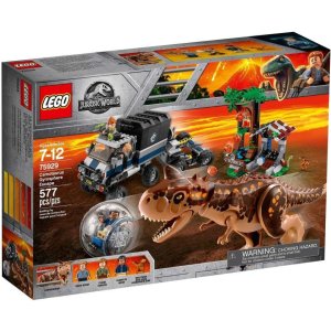 LEGO® Jurassic World 75929 Útěk Carnotaura z Gyrosféry