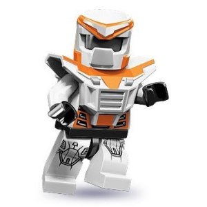 LEGO® 71000 Minifigurka Bojový robot